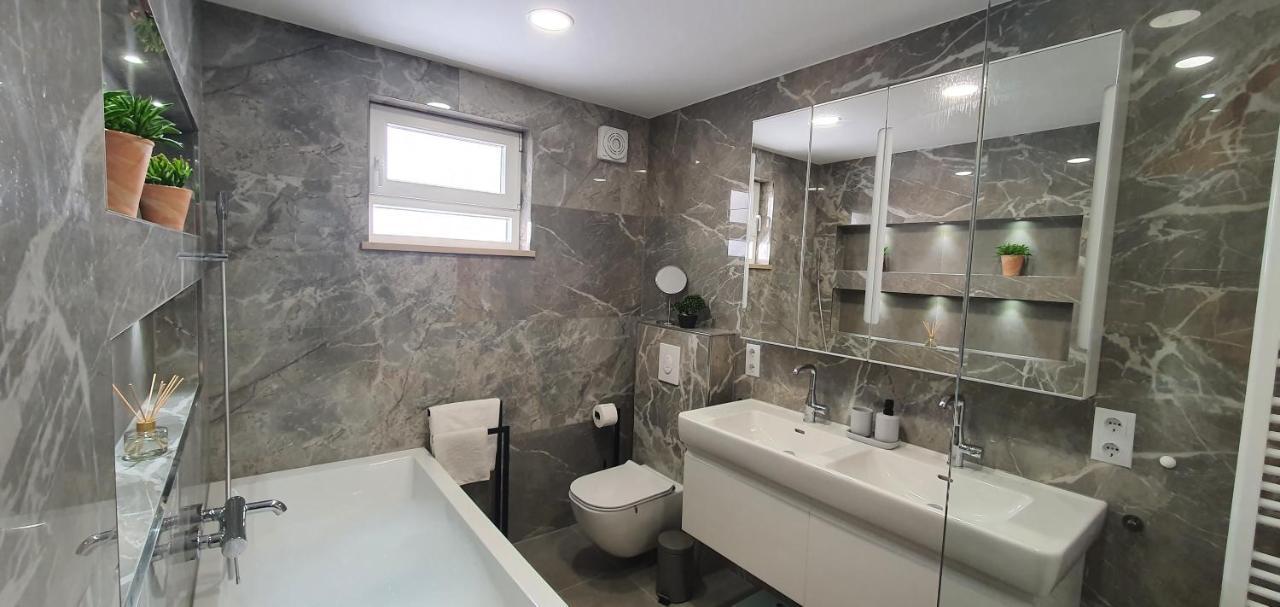 Aquamarine Deluxe Apartment Dubrovnik Exteriör bild