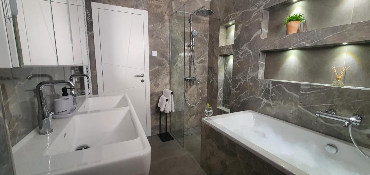 Aquamarine Deluxe Apartment Dubrovnik Exteriör bild